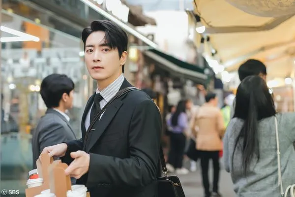 ▲▼李浚赫反差萌太帥！台灣觀眾暈船　「當選最完美秘書」他反應超害羞。（圖／Hami Video提供）