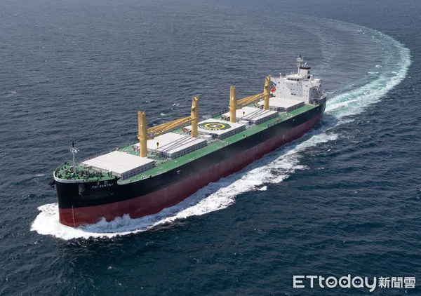 ▲台航向大島造船所及住商海業簽訂的兩艘64,000噸級散裝貨輪。（圖／台航提供）