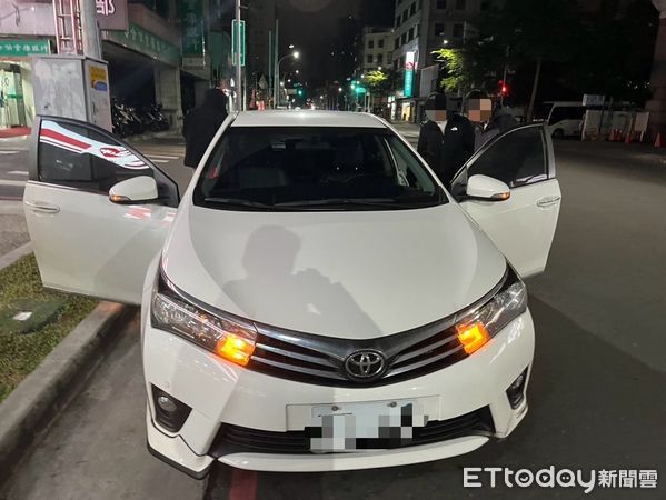 ▲▼陳男開車前來與員警交易毒品，警方逮捕賣毒的陳男，起獲毒品K他命             。（圖／記者陳以昇翻攝）