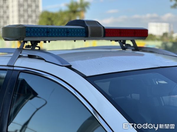 ▲快訊,警車,死亡,命案,輕生,台中,警察。（圖／記者許權毅攝）