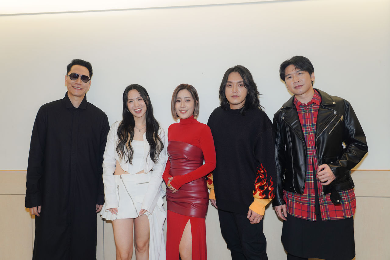 ▲▼孫盛希、小男孩樂團登上《紅白》。（圖／滾石提供）