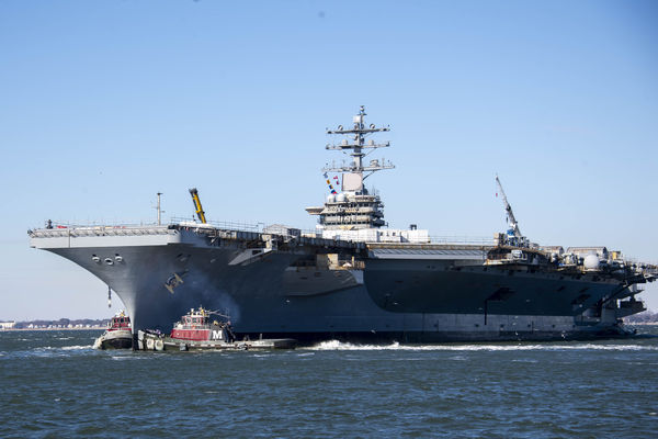 ▲▼尼米茲級艾森豪號航空母艦（USS Dwight D. Eisenhower, CVN 69）。（圖／美國海軍）