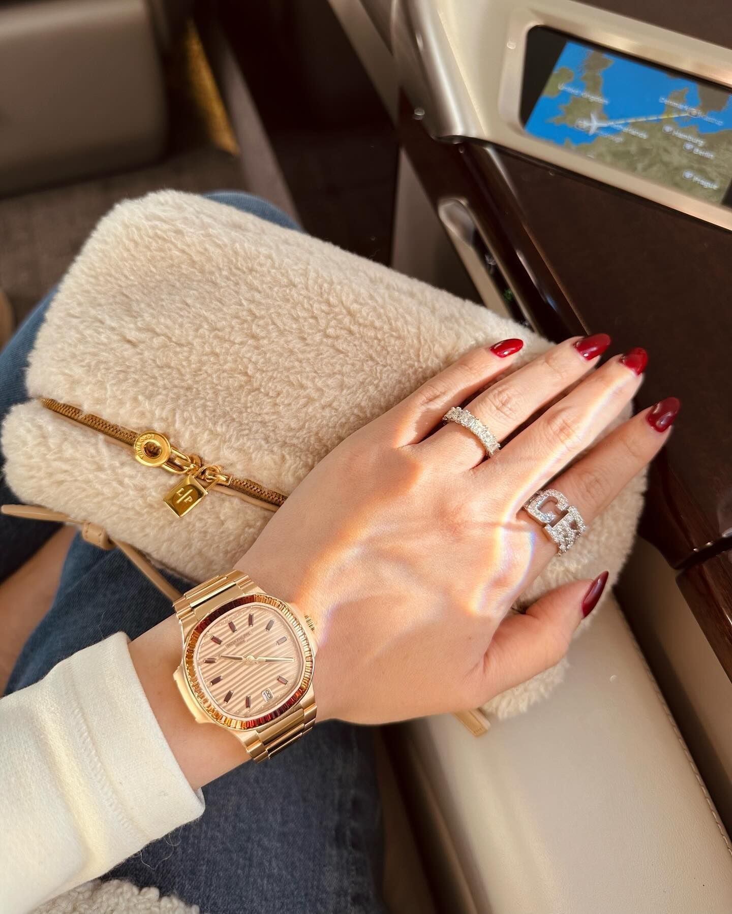 ▲▼大馬千金錶            。（圖／翻攝IG）