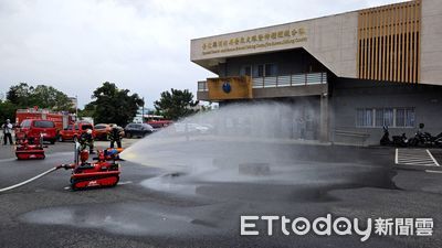 導入科技救災！台東縣消防節表揚警消及服務30年義消楷模