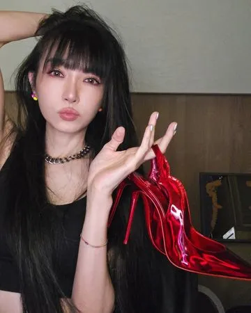 ▲▼謝金燕生子內幕，豬哥亮生前全說了。（圖／翻攝自謝金燕IG）