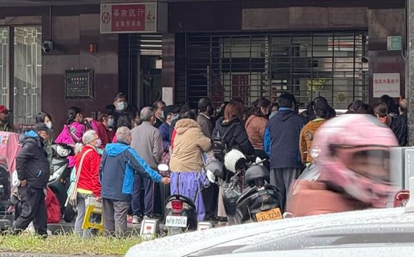 ▲▼             。（圖／翻攝自FB路上觀察學院）