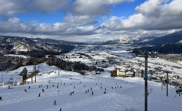 ▲▼日本新潟縣越後湯澤滑雪。（圖／部落客CJ夫人授權提供）