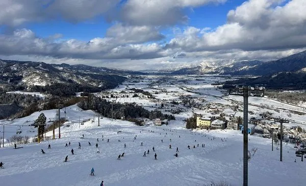 ▲▼日本新潟縣越後湯澤滑雪。（圖／部落客CJ夫人授權提供）