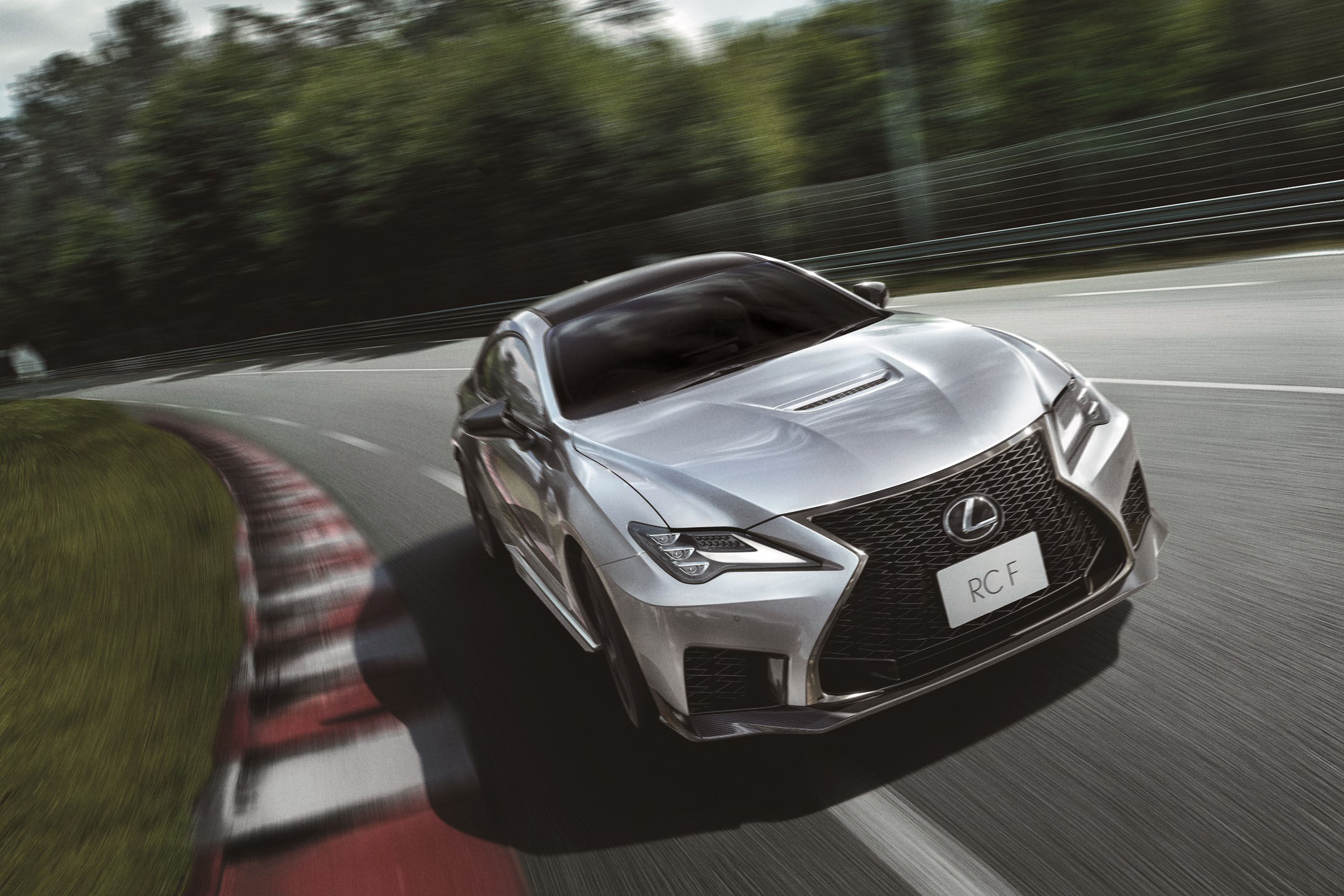 ▲只有1台！Lexus「RC F跑車最終版」台灣開賣　開價439萬向傳奇道別。（圖／翻攝自Lexus）