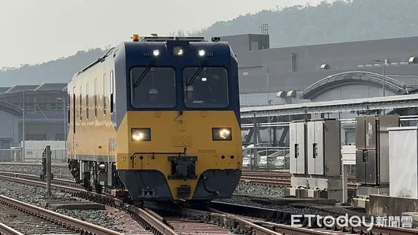 ▲▼高鐵軌道線形檢測車。（圖／記者李姿慧攝）