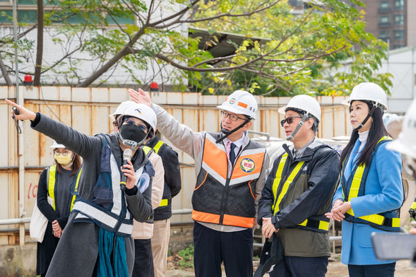 ▲桃園市立美術館興建工程延宕，立委萬美玲爭取經費促早日啟用