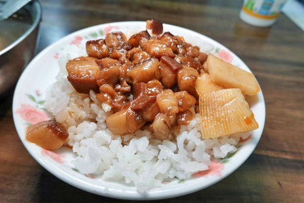 ▲▼板橋阿華肉羹。（圖／部落客水晶授權提供）