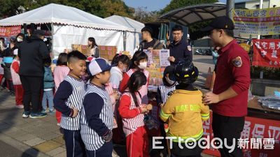 台南關廟有愛關懷弱勢　南消五大隊消防宣導