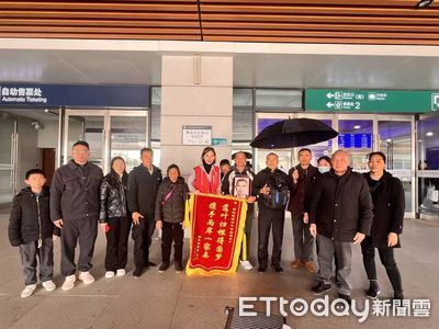 落葉歸根！胡璉孫女延續祖父遺願　助老榮民骨灰返鄉與兒孫團圓