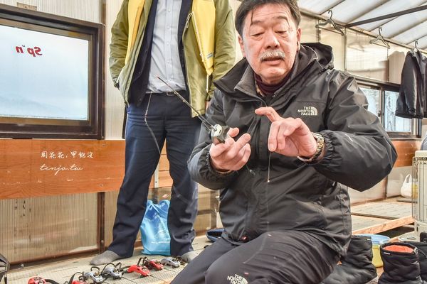 ▲▼日本福島檜原湖釣西太公魚。（圖／部落客周花花授權提供）