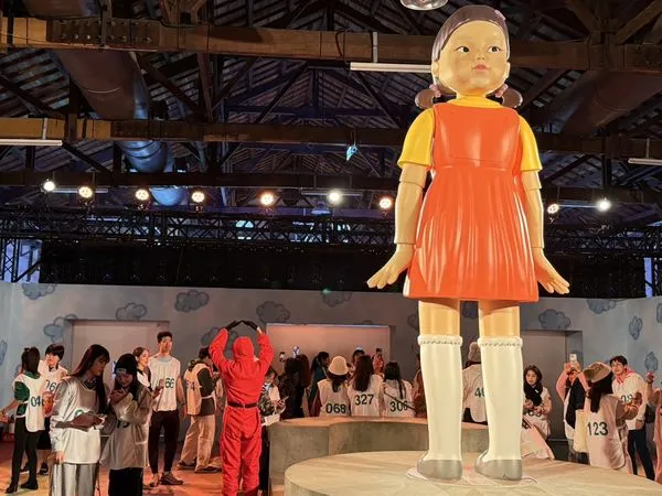 ▲▼全聯與Netflix合作打造「魷魚遊戲體驗館」（全聯魷戲中心直贏店）在松菸爆紅。（圖／全聯提供）