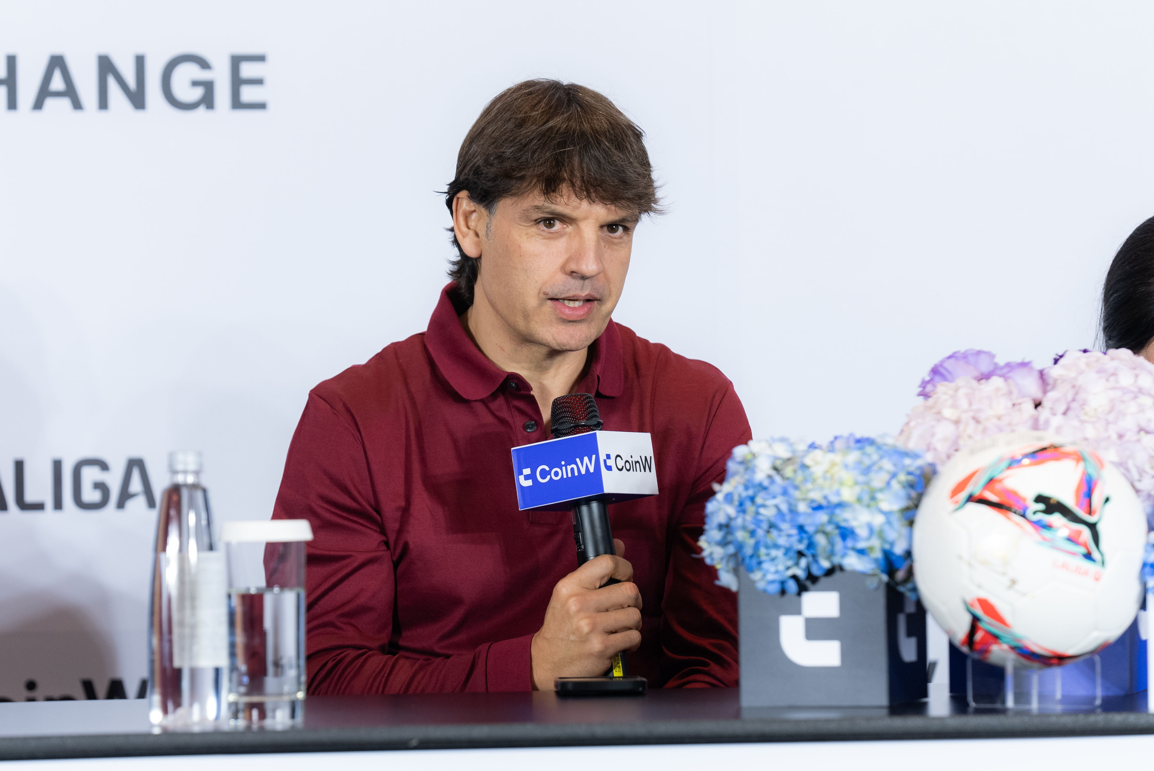 ▲▼西甲大使、皇馬傳奇球星莫里恩特斯旋風訪台         。（圖／CoinW提供）