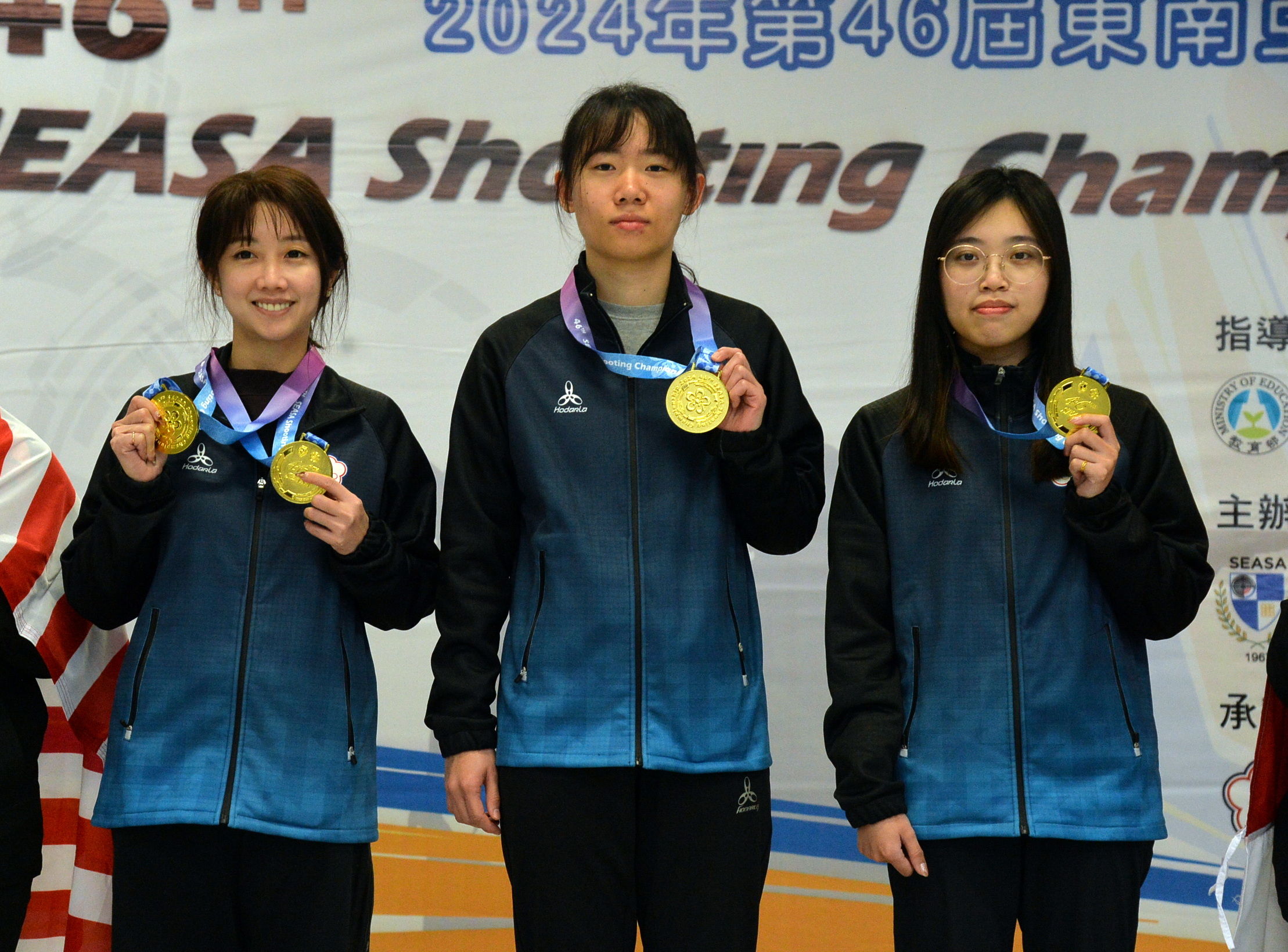 ▲▼張潞在男子10公尺空氣手槍拿下金牌；吳佳穎在女子公尺空氣手槍拿下大會第一面金牌；女子團隊10公尺空氣手槍拿下金牌吳佳穎(左起)、陳俞如、劉恆；鄭晏晴。（圖／大會提供）