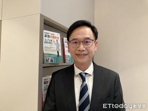 ▲▼行健大直健康管理診所院長梁程超分享自己減重心法。（圖／記者洪巧藍攝）