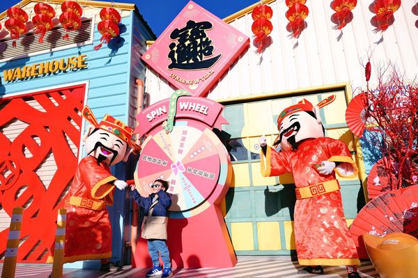 ▲華泰唐人街蛇年新春場景,華泰名品城新春場景。（圖／華泰名品城提供）