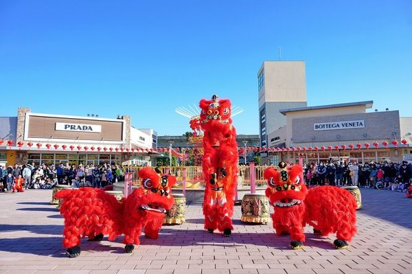 ▲白天逛Outlet晚上逛燈會，華泰陪你玩轉過新年