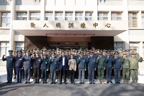 ▲▼副總統蕭美琴代總統賴清德視導陸軍台南無人機訓練中心。（圖／總統府提供）