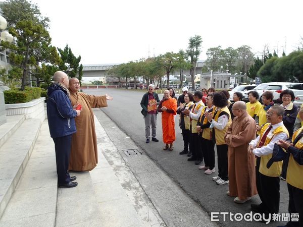 ▲佛光山雲林講堂亦秉持大師的慈悲心，歡喜煮粥與雲林第二監獄所有成員結緣。（圖／記者王悉宇翻攝）