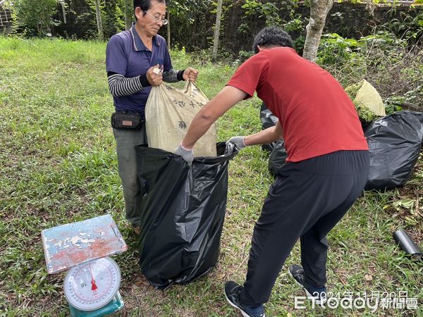 ▲林業保育署南投分署1月20日起在各駐點辦理收購小花蔓澤蘭。（圖／林業保育署南投分署提供）