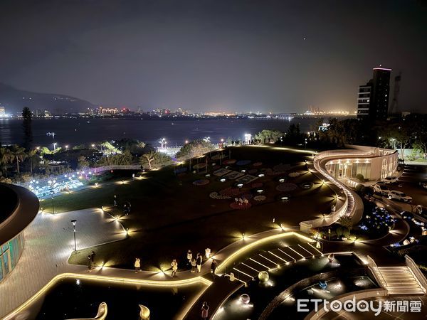 ▲淡水將捷金鬱金香酒店「望高樓」眺望跨年煙火,望高樓夜景。（圖／記者彭懷玉攝）