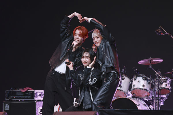 ▲▼ M.O.N.T來台吃臭豆腐！隔天反轉：不太能適應⋯　讚台灣「天氣好涼」。（圖／ONINN ASIA提供）