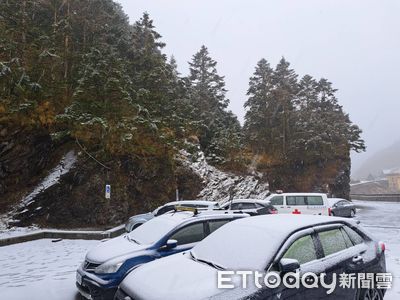 快訊／合歡山全白了！　下雪美景曝