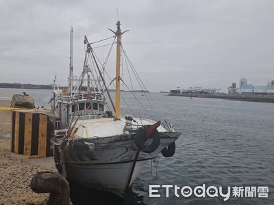 澎湖漁船走私500箱蒲燒鰻！遭海巡查扣　4船員押回偵辦