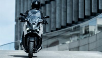 Yamaha「暢銷黃牌重機」升級！增電動風鏡、數位儀表配備更好