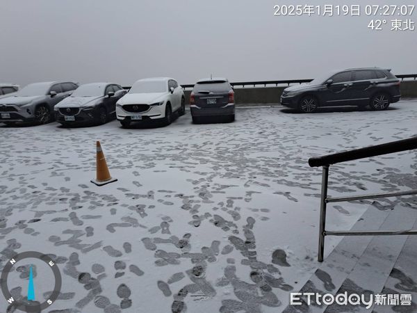 合歡山1/19下雪。（圖／民眾提供）