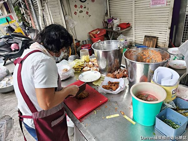 ▲▼草屯在地人推薦必吃60年南投扣仔嗲。（圖／部落客Darren提供）