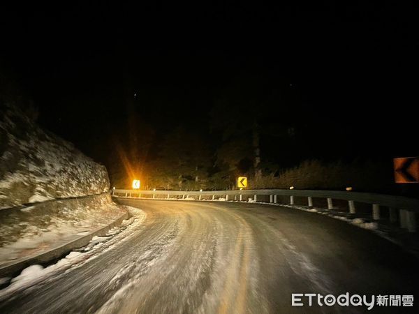 ▲▼合歡山翠峰至大禹嶺已於今晨7時解除封閉恢復交通。（圖／公路局提供，下同）