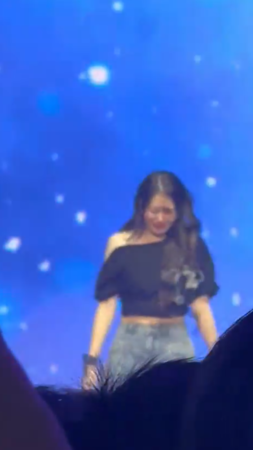 ▲▼GFRIEND爆哭。（圖／翻攝自X）