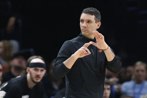 ▲▼雷霆39歲主帥戴諾特獲得執教全明星賽的資格   。（圖／達志影像／美聯社）