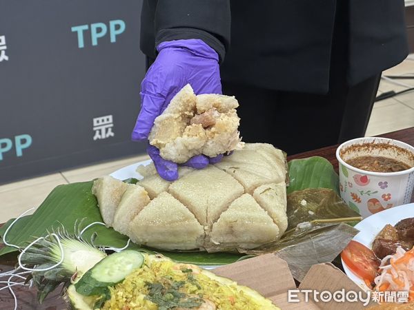 ▲▼民眾黨立委麥玉珍介紹越南春節美食。（圖／記者袁茵攝）