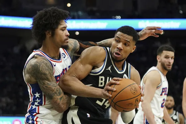 ▲公鹿字母哥安戴托昆波。（圖／達志影像／美聯社）