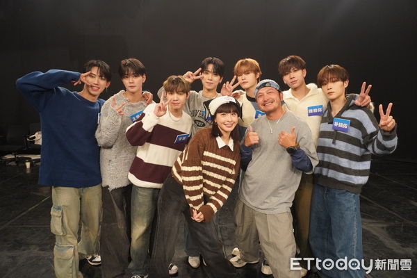 ▲▼SEVENTOEIGHT來《RUN新聞》宣傳紀念專輯。（圖／記者鍾孟潔攝）