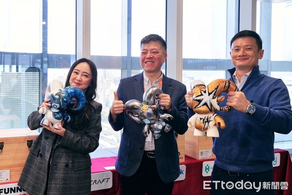 ▲全球限量！黄仁勳「領頭羊」公仔吸睛加持台灣新創　意外曝光這些名人企業家也有收藏。（圖／記者陳弘修翻攝）