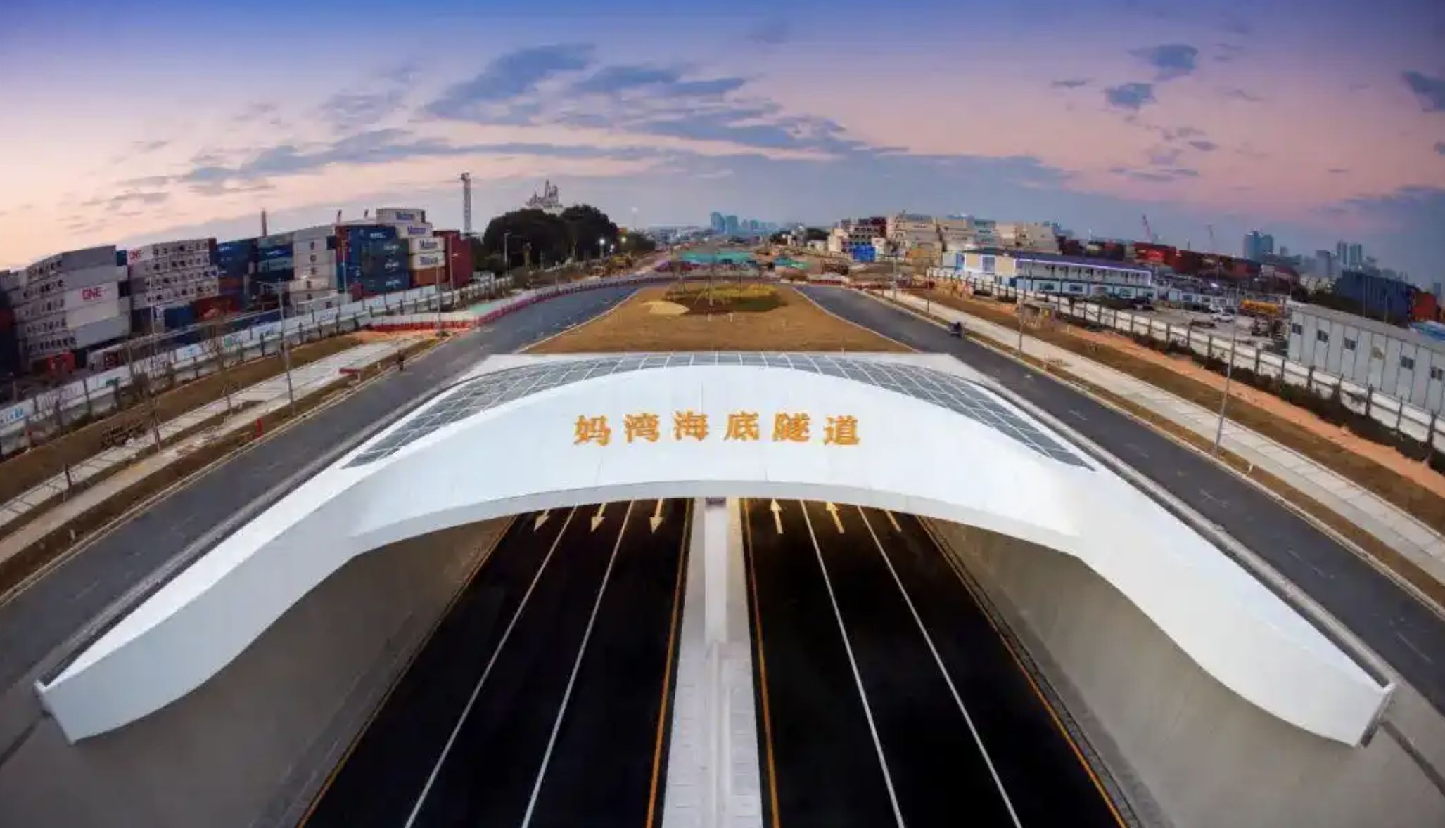 ▲深圳媽灣海底隧道通車。（圖／翻攝微博）