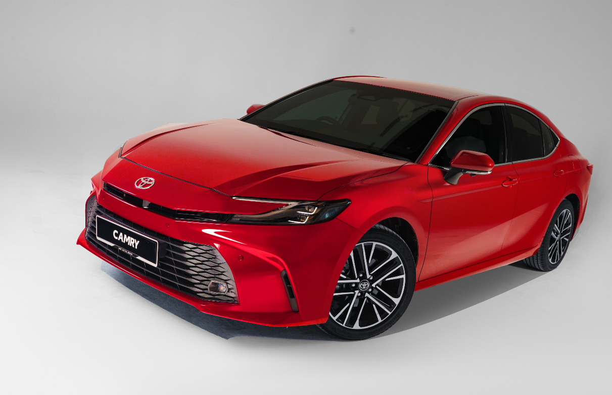 ▲馬來西亞推出2.5升汽油的新一代Camry。（圖／翻攝自TOYOTA）