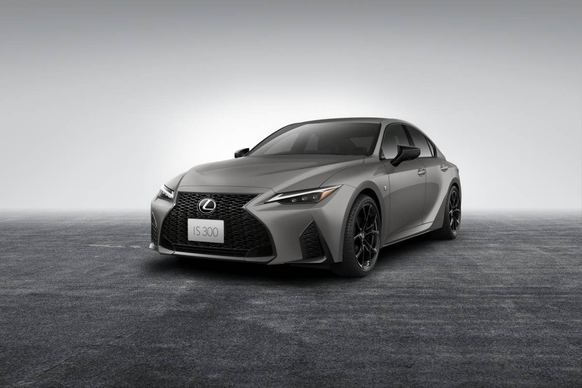 ▲日本推出新年式LEUXS IS，IS 300特仕車成最大亮點。（圖／翻攝自LLEXUS）