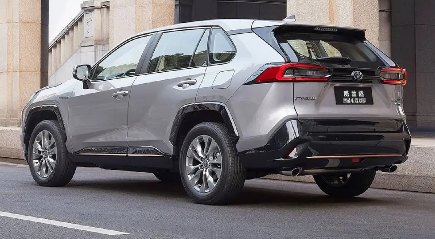 ▲廣汽豐田傳4月上海車展發表新一代Wildlander，也就是RAV4的雙生車。此為現行款。（圖／翻攝自TOYOTA）
