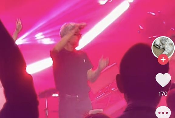 ▲▼黃仁勳跳APT.。（圖／翻攝小紅書）