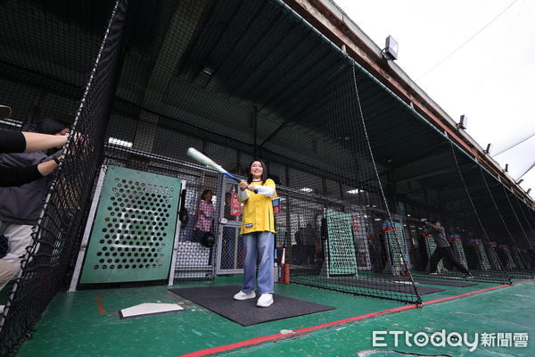 ▲▼  藍委揪團PK打棒球、籃球  。（圖／國民黨立委提供）