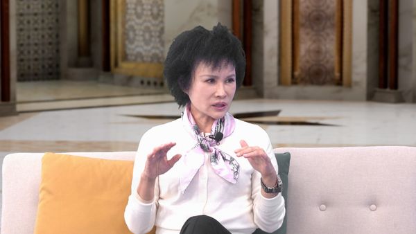 ▲譚敦慈說，顏色越鮮豔的食物越要避免。（圖／節目提供）