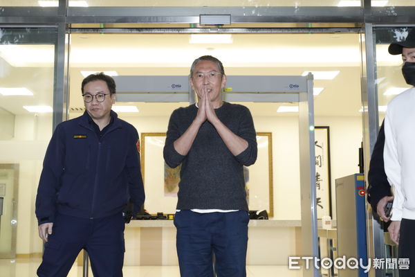 ▲▼鈕承澤北檢報到，離開北檢。（圖／記者湯興漢攝）